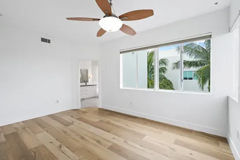 775 NE 4th Avenue Fort Lauderdale FL 33304