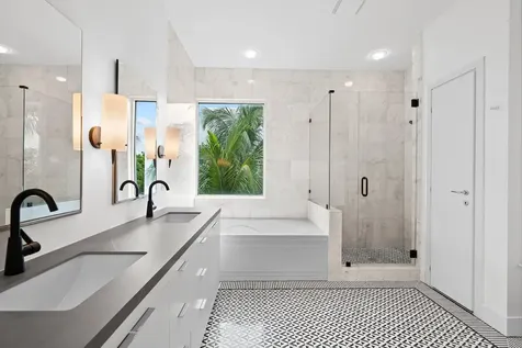 775 NE 4th Avenue Fort Lauderdale FL 33304