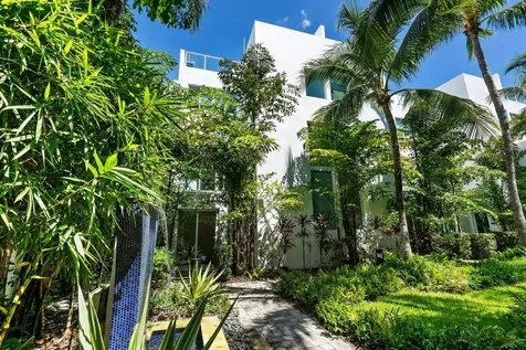 775 NE 4th Avenue Fort Lauderdale FL 33304
