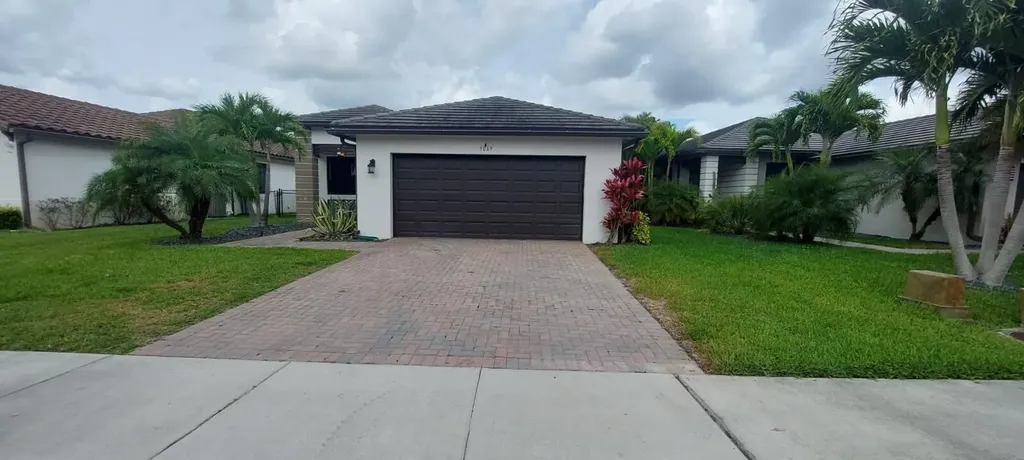 5069 Arancia Lane Ave Maria FL 34142