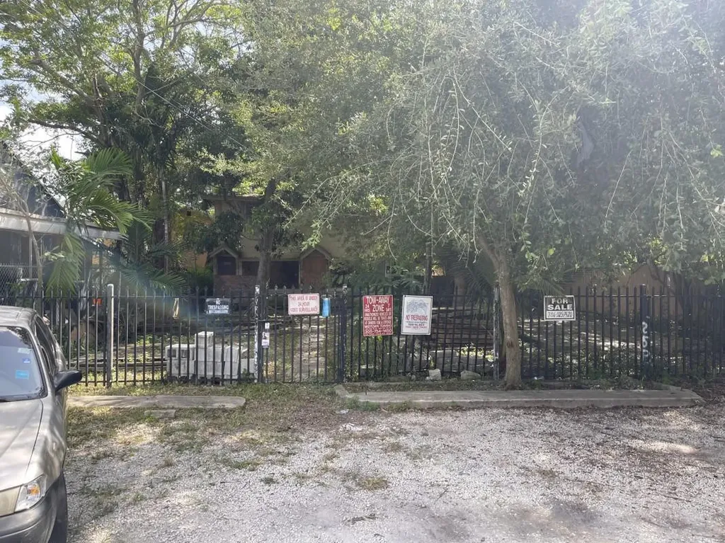 252 NE 57th Street Miami FL 33137