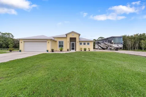 2143 SE 137th Way Okeechobee FL 34974