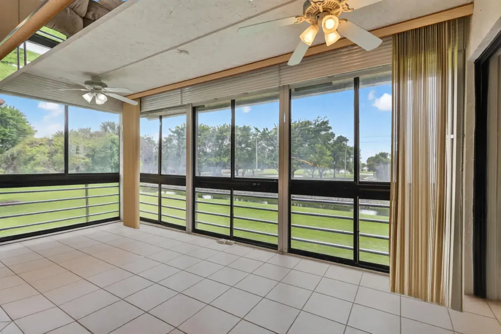 5561 Fairway Park Drive Boynton Beach FL 33437