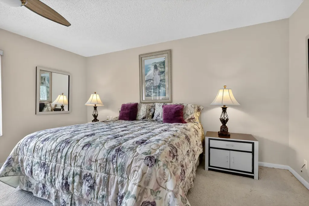5561 Fairway Park Drive Boynton Beach FL 33437