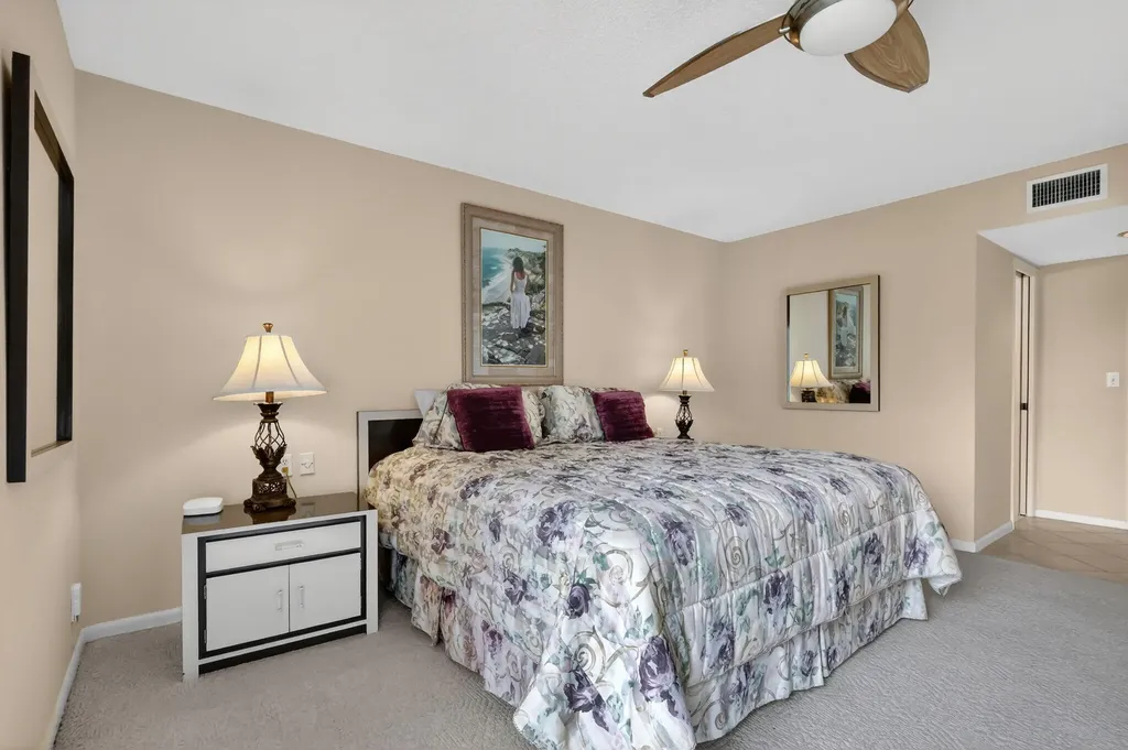 5561 Fairway Park Drive Boynton Beach FL 33437