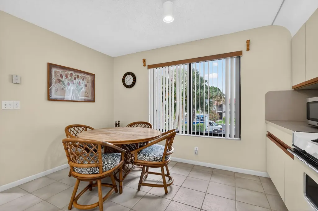 5561 Fairway Park Drive Boynton Beach FL 33437