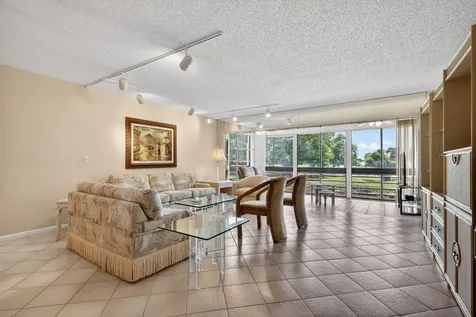 5561 Fairway Park Drive Boynton Beach FL 33437