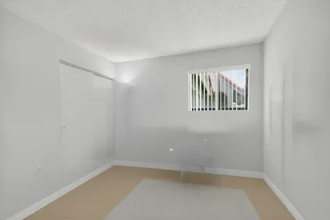 5561 Fairway Park Drive Boynton Beach FL 33437