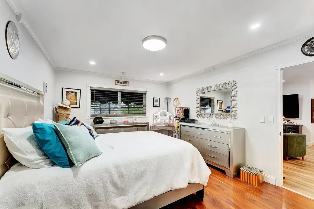 661 Eagle Circle Delray Beach FL 33444