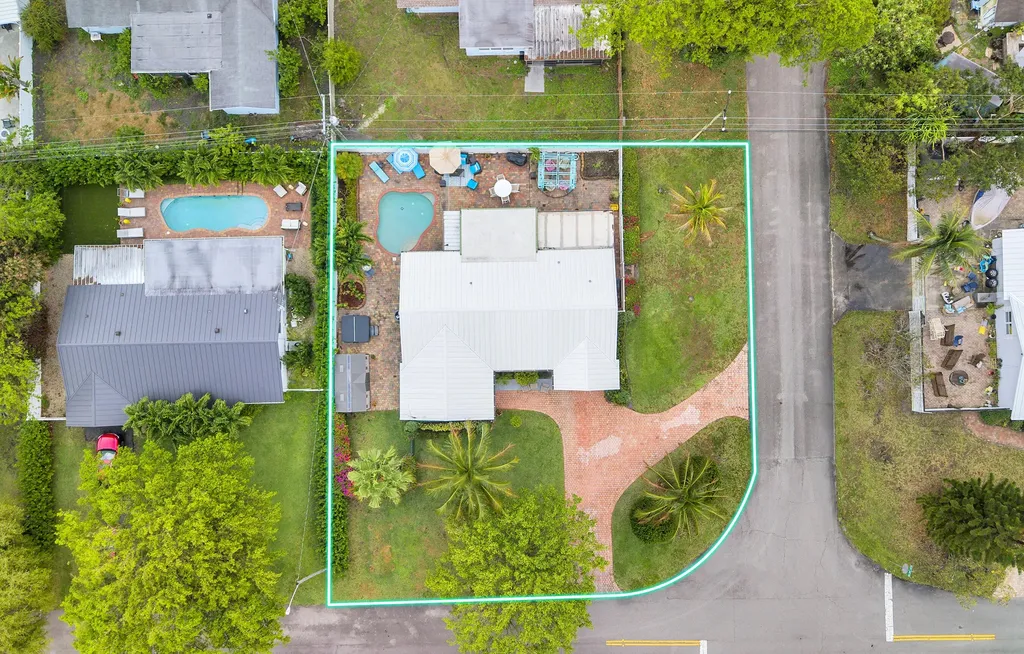 661 Eagle Circle Delray Beach FL 33444