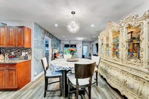 661 Eagle Circle Delray Beach FL 33444