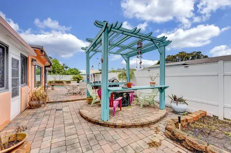 661 Eagle Circle Delray Beach FL 33444