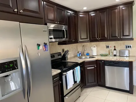 3208 SE 11th Street Pompano Beach FL 33062