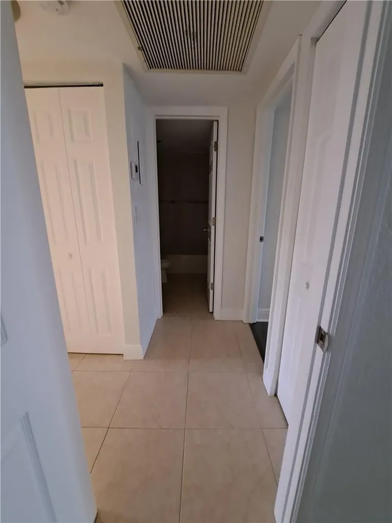 9838 Nob Hill Court Sunrise FL 33351