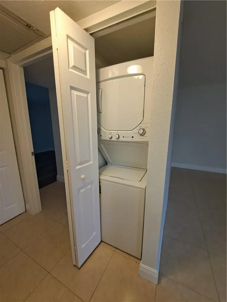9838 Nob Hill Court Sunrise FL 33351