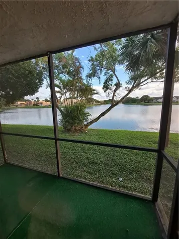 9838 Nob Hill Court Sunrise FL 33351