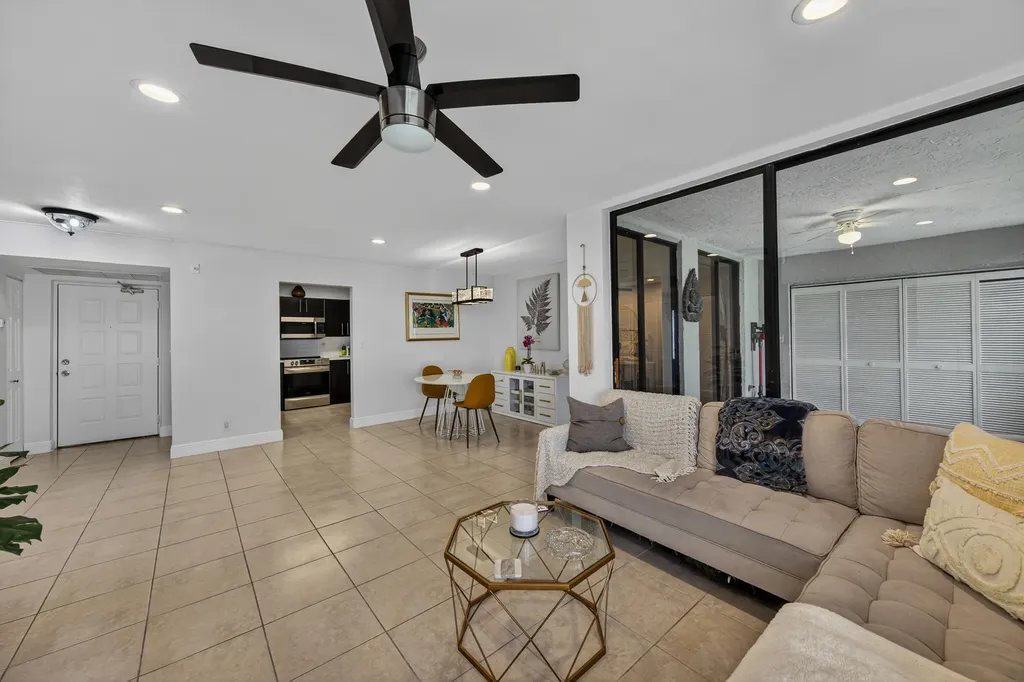 8565 W Boca Glades Boulevard Boca Raton FL 33434