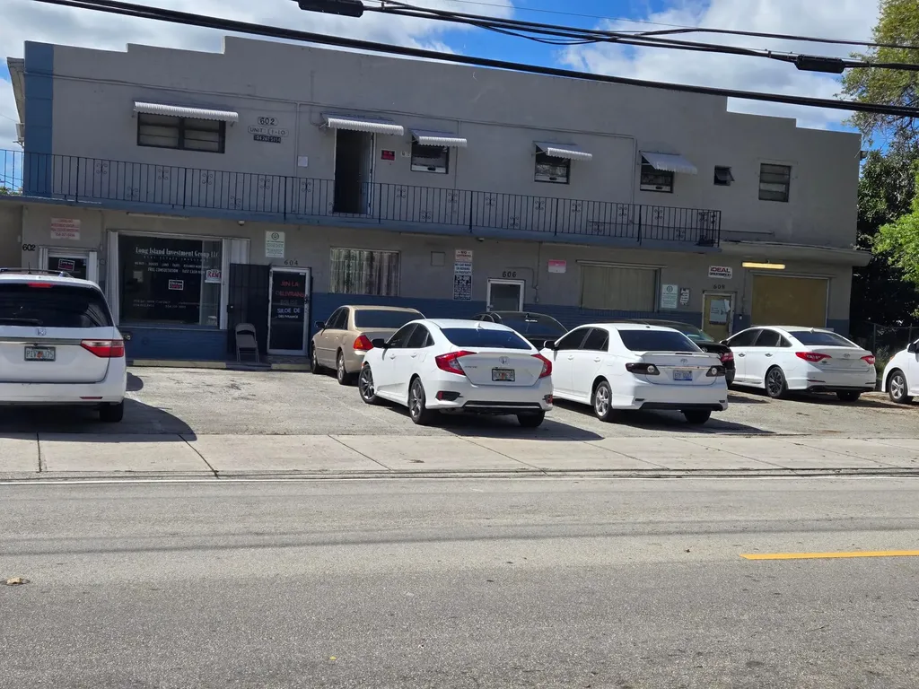 602 NW 1st Street Dania Beach FL