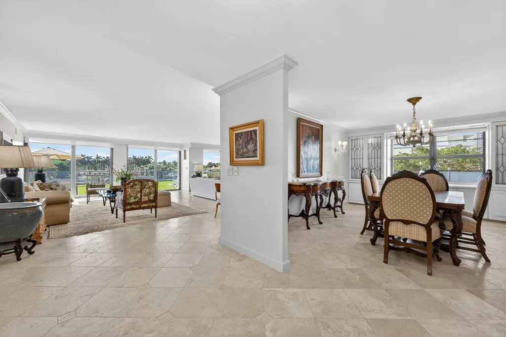 5500 Collins Avenue Miami Beach FL 33140