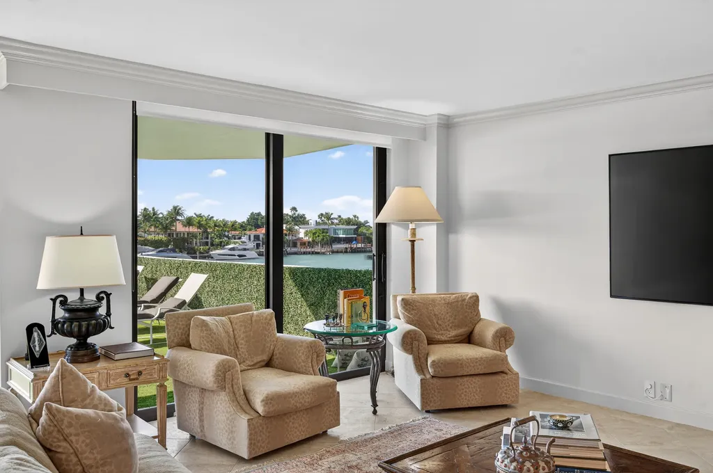 5500 Collins Avenue Miami Beach FL 33140