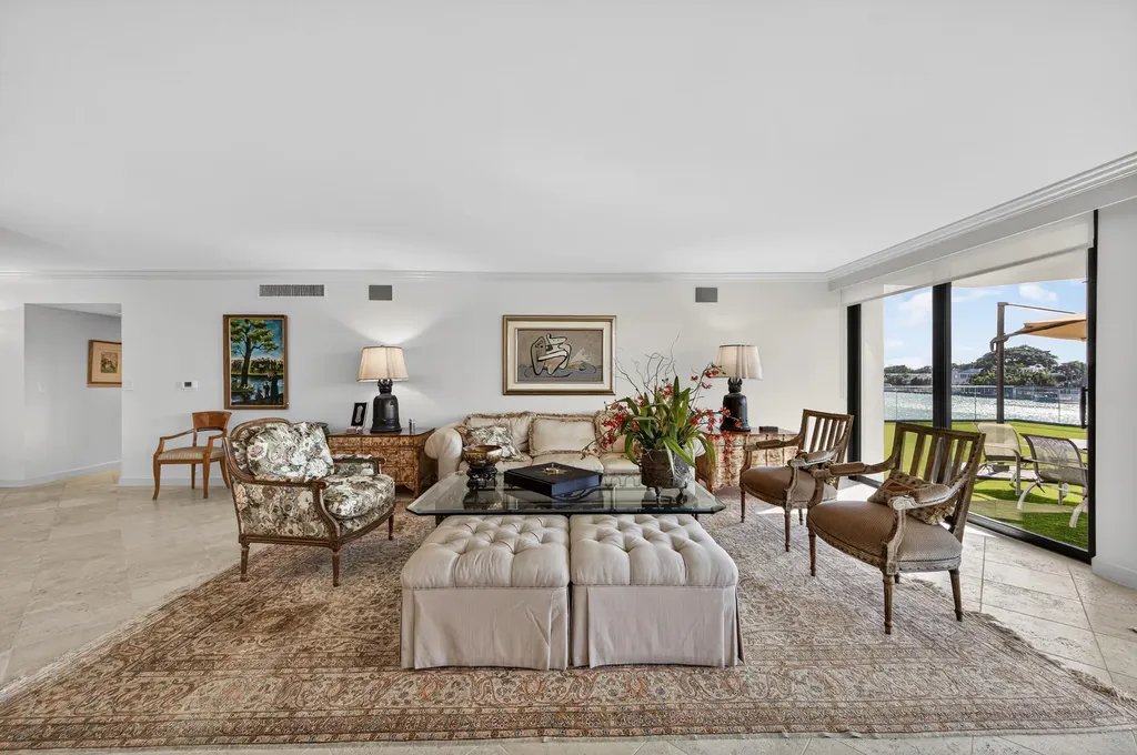 5500 Collins Avenue Miami Beach FL 33140
