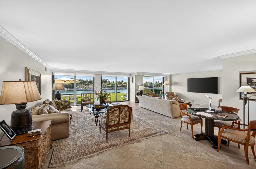 5500 Collins Avenue Miami Beach FL 33140