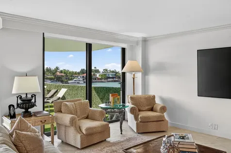 5500 Collins Avenue Miami Beach FL 33140