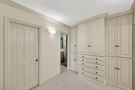 5500 Collins Avenue Miami Beach FL 33140