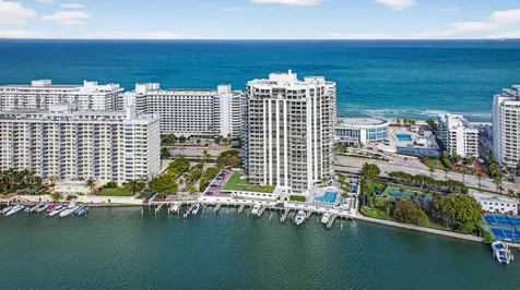 5500 Collins Avenue Miami Beach FL 33140