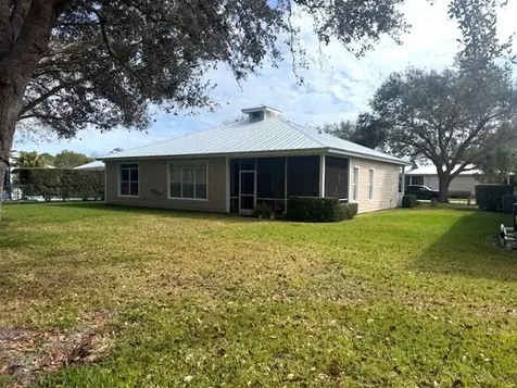 614 NE Muskrat Run Port St Lucie FL 34983