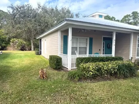 614 NE Muskrat Run Port St Lucie FL 34983