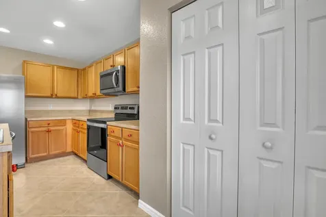 296 SE Bloxham Way Stuart FL 34997