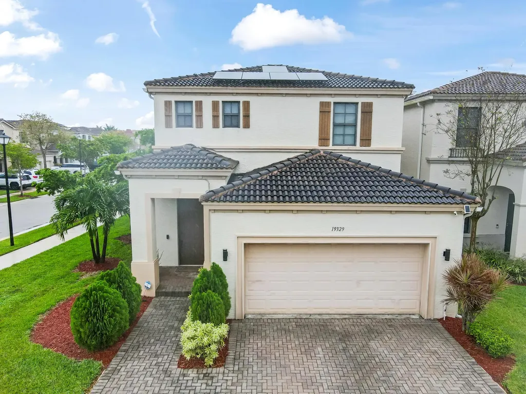 19329 NE 8th Court Miami FL 33179