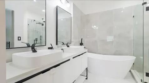 19329 NE 8th Court Miami FL 33179