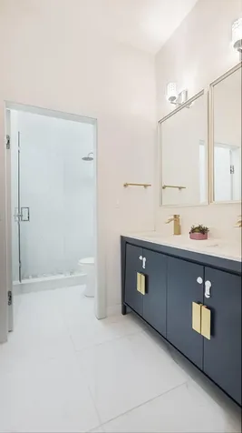 19329 NE 8th Court Miami FL 33179