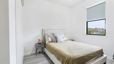 19329 NE 8th Court Miami FL 33179