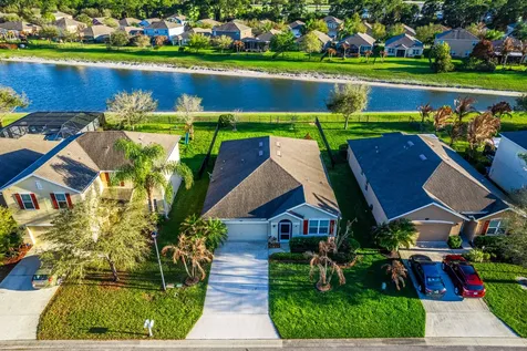 1486 Lexington Square SW Vero Beach FL 32962