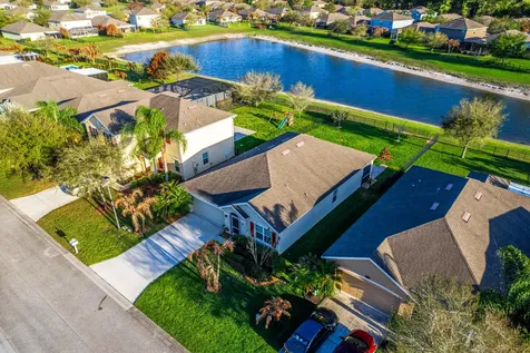 1486 Lexington Square SW Vero Beach FL 32962