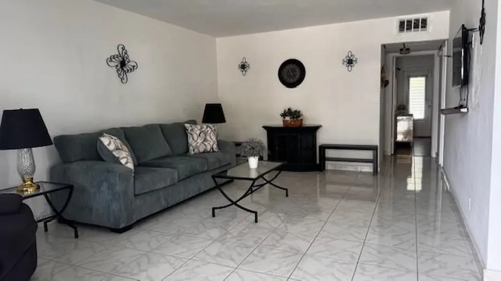 2000 NE 51st Court Fort Lauderdale FL 33308