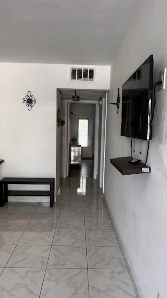 2000 NE 51st Court Fort Lauderdale FL 33308