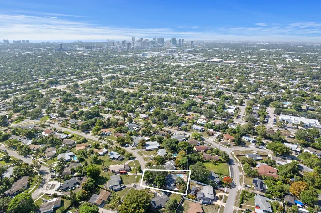 1517 NW 12th Avenue Fort Lauderdale FL 33311