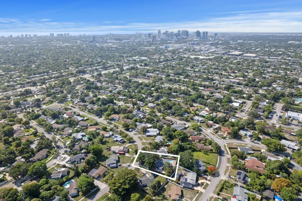 1517 NW 12th Avenue Fort Lauderdale FL 33311