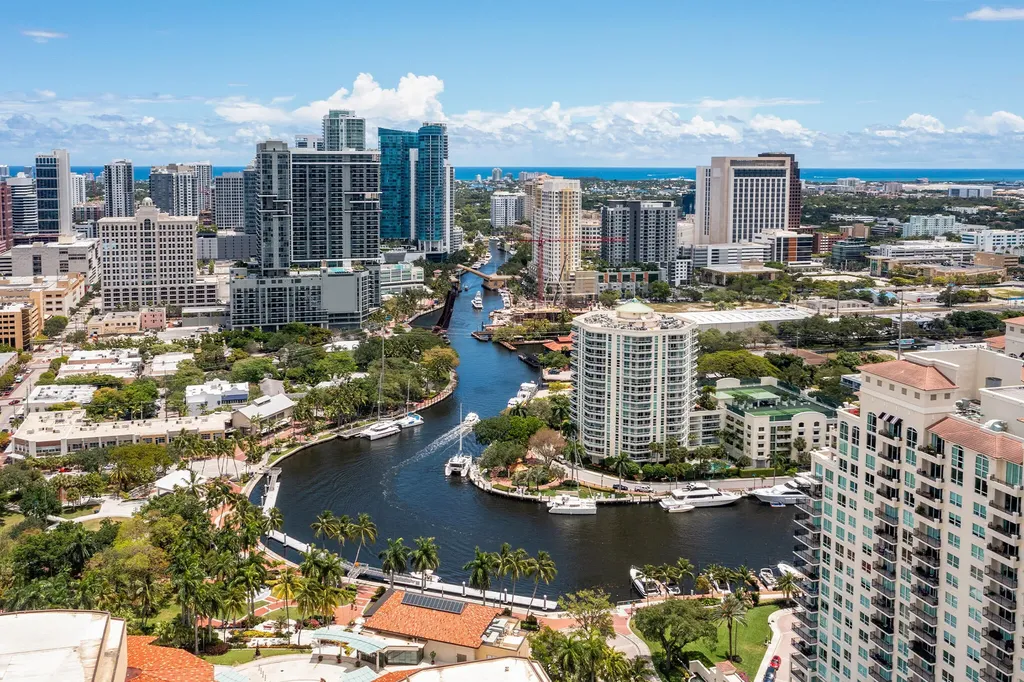 1517 NW 12th Avenue Fort Lauderdale FL 33311
