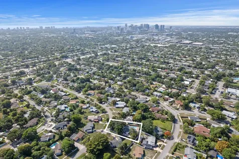1517 NW 12th Avenue Fort Lauderdale FL 33311