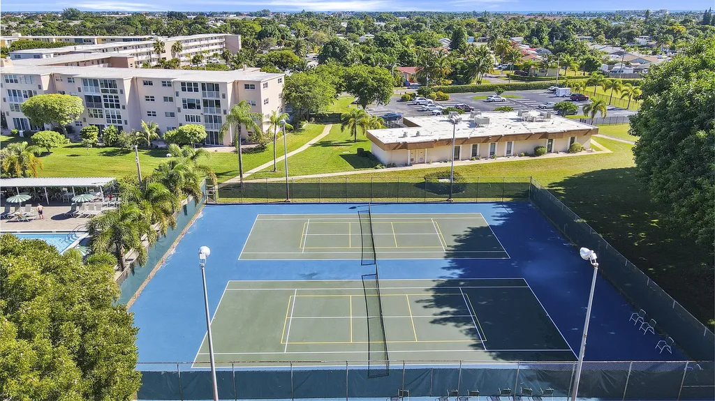 2515 NE 2nd Court Boynton Beach FL 33435