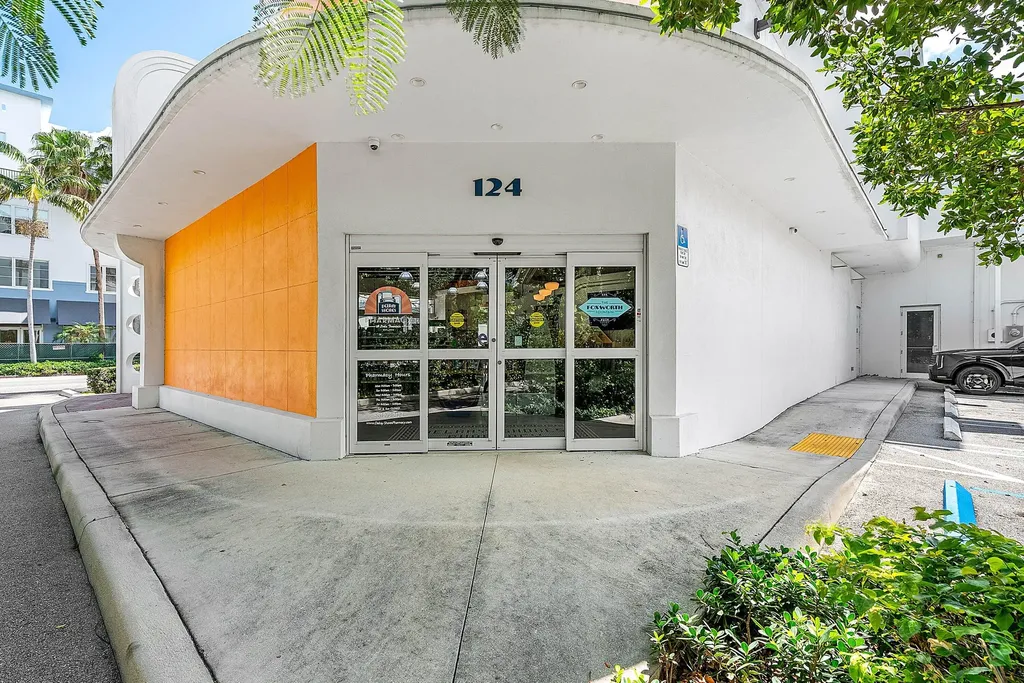124 NE 5th Avenue Delray Beach FL