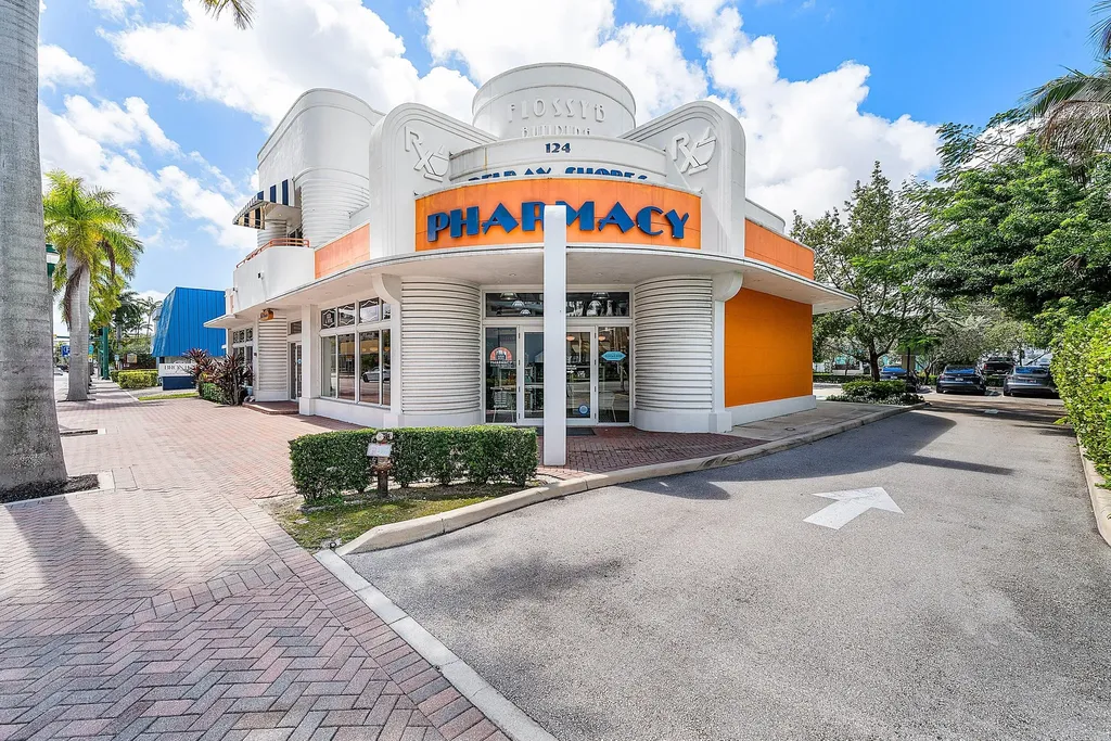 124 NE 5th Avenue Delray Beach FL
