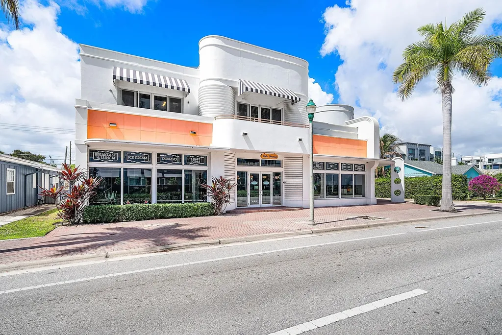 124 NE 5th Avenue Delray Beach FL