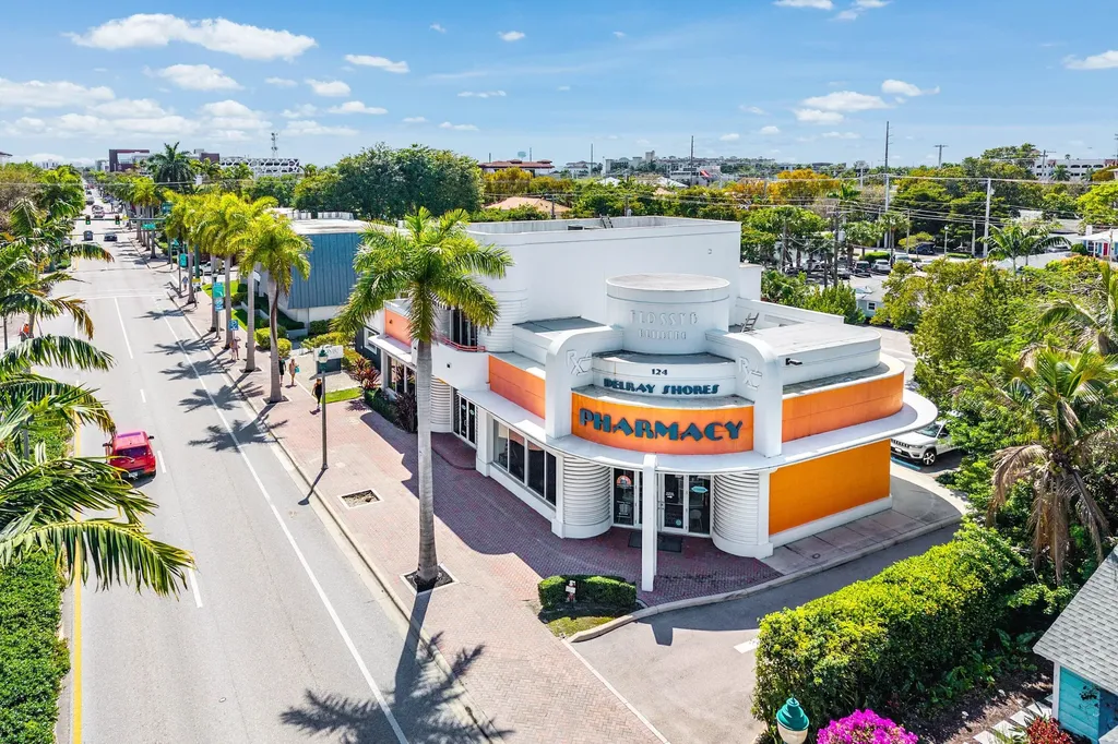 124 NE 5th Avenue Delray Beach FL