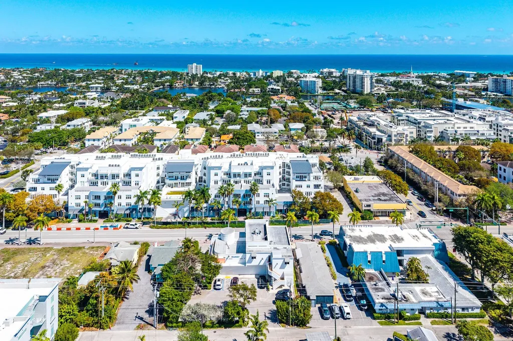 124 NE 5th Avenue Delray Beach FL